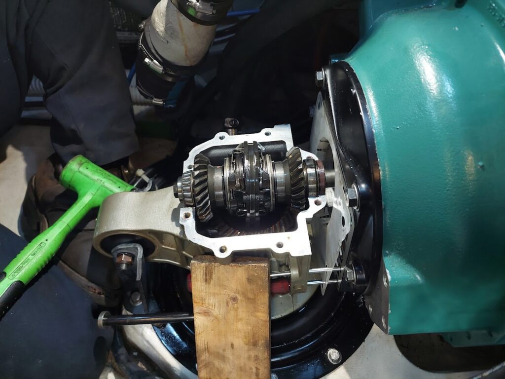 volvo saildrive gearbox
