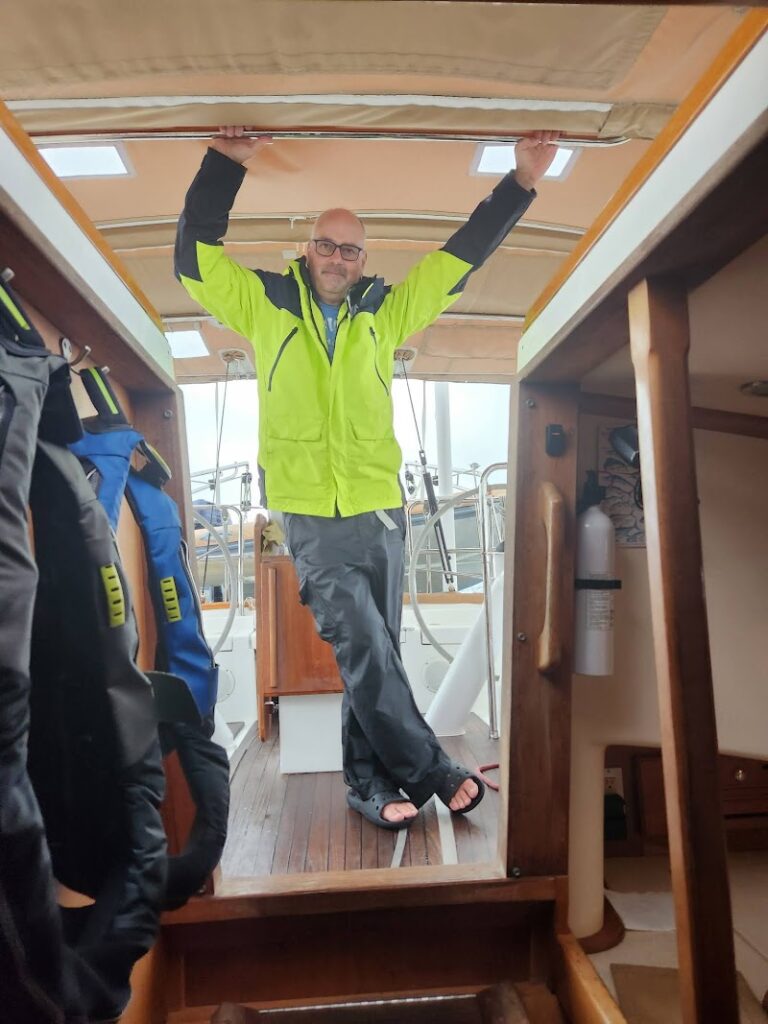 sailing in rain foulies
